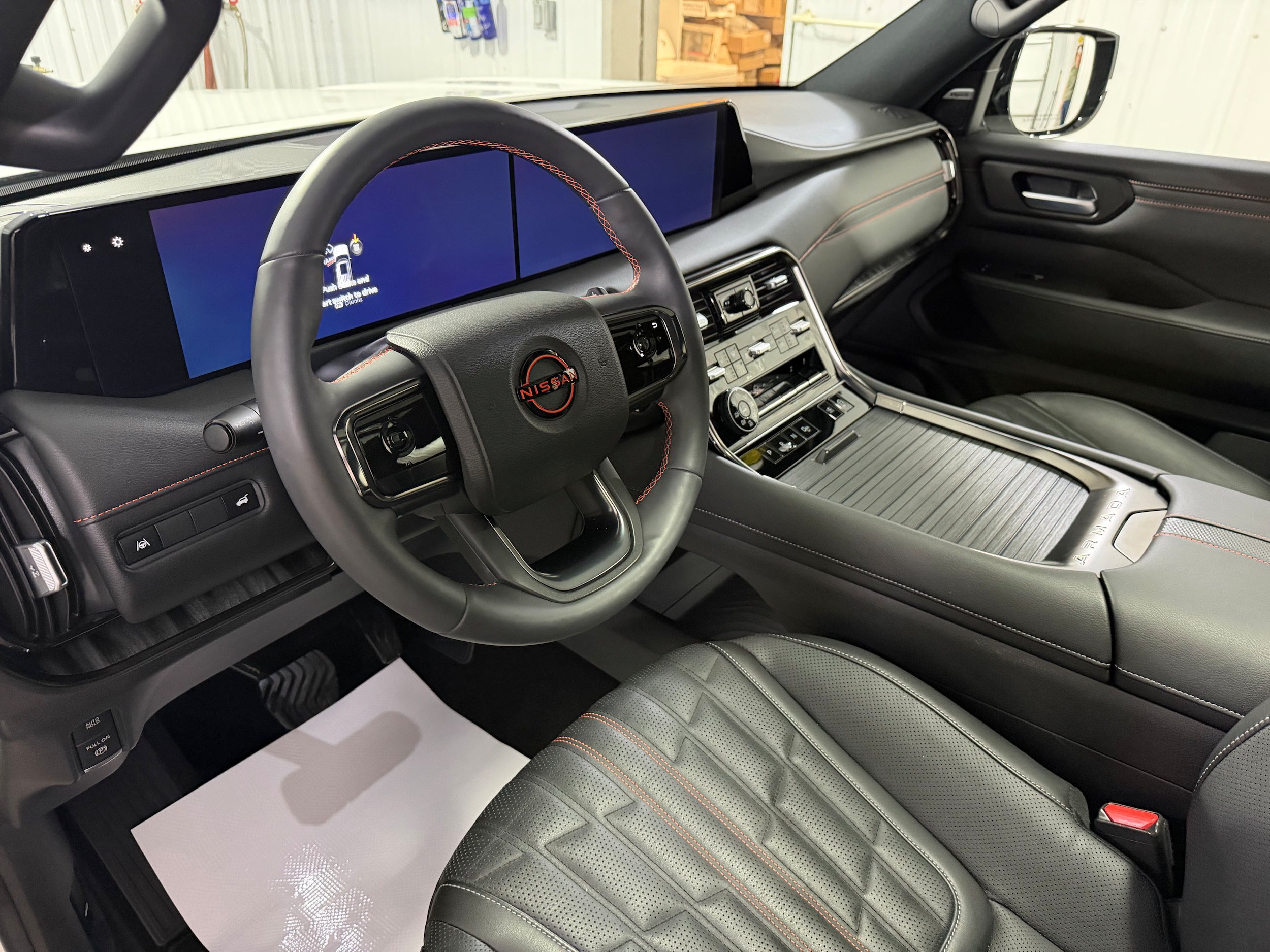 Used 2025 Nissan Armada PRO-4X AWD/4WD image 10