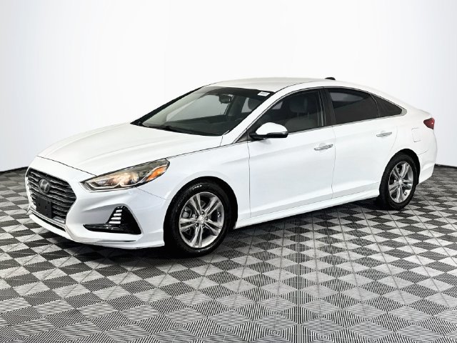 Used 2018 Hyundai Sonata SEL w/ Cargo Package FWD image 4