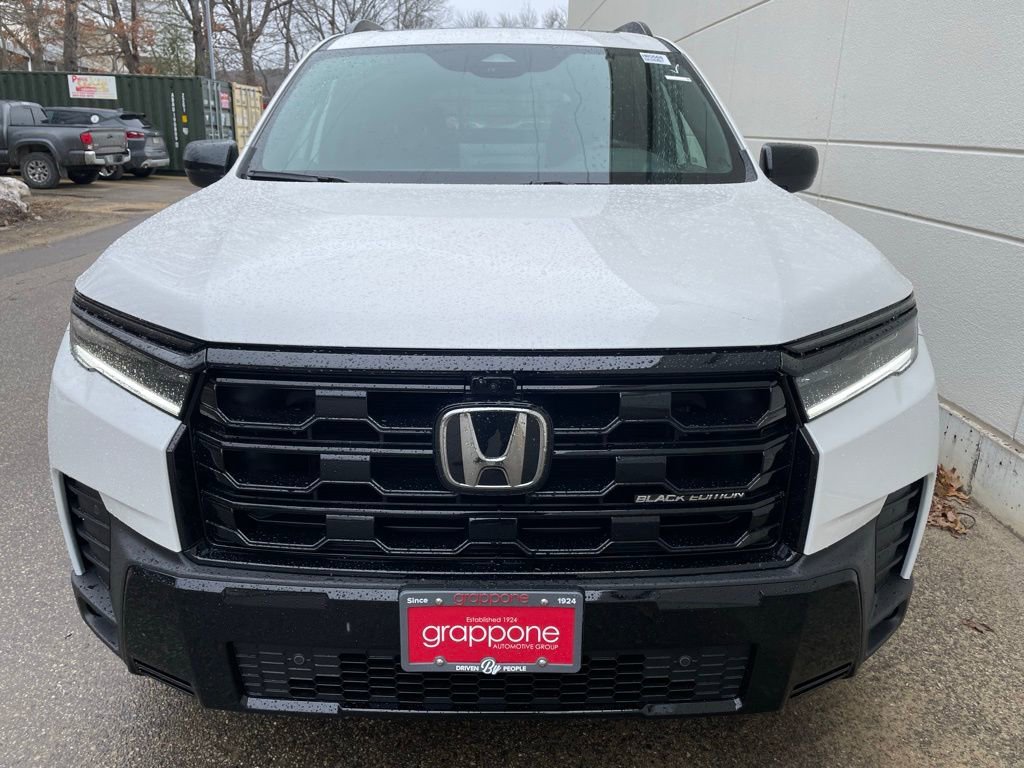 New 2026 Honda Pilot Black Edition image 3