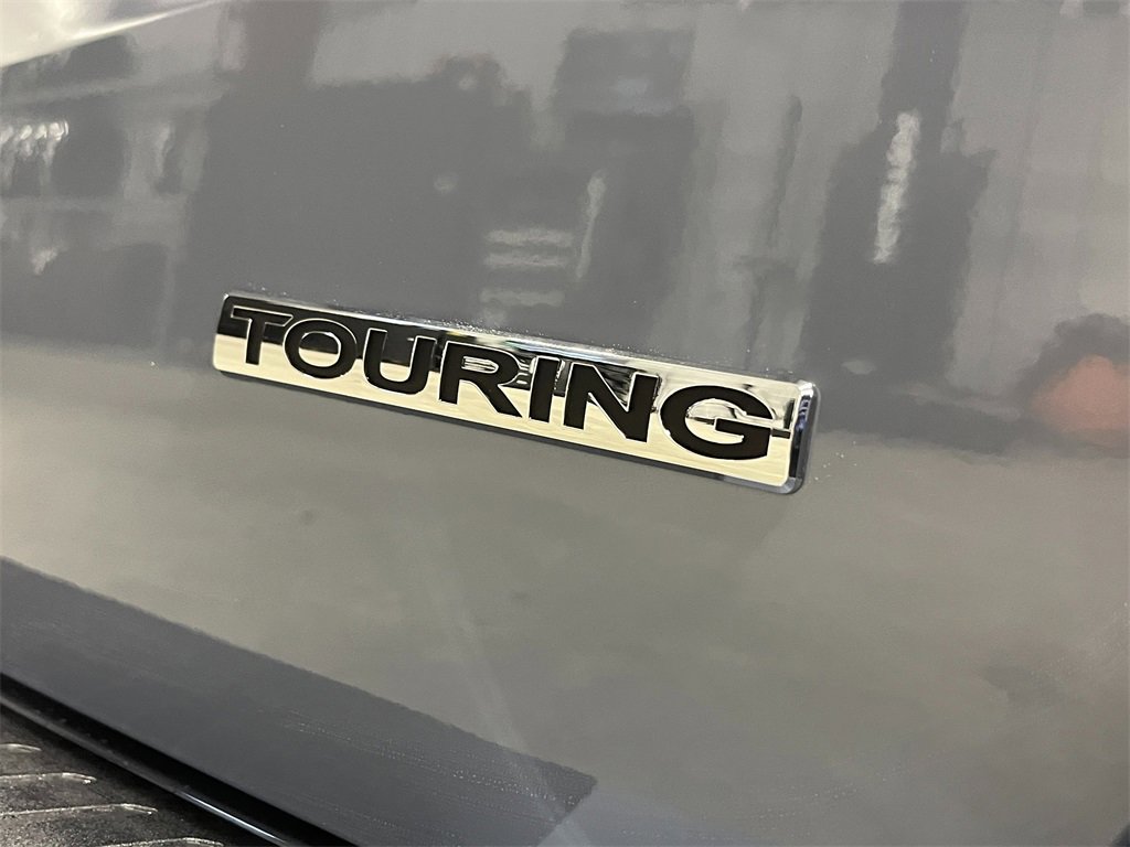 New 2026 Honda Odyssey Touring image 7