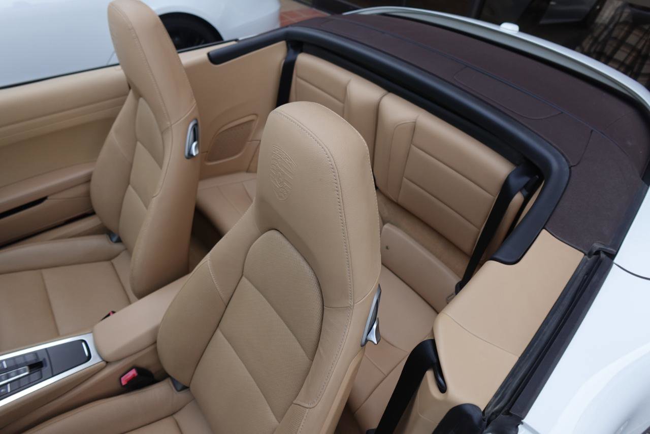 Used 2014 Porsche 911 Carrera 4 image 15