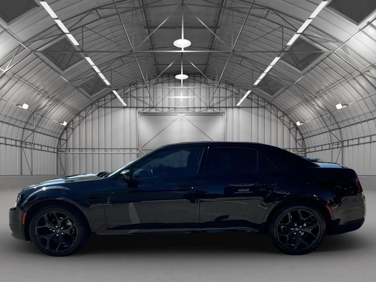 Used 2022 Chrysler 300 Touring w/ Sport Appearance Package RWD image 4