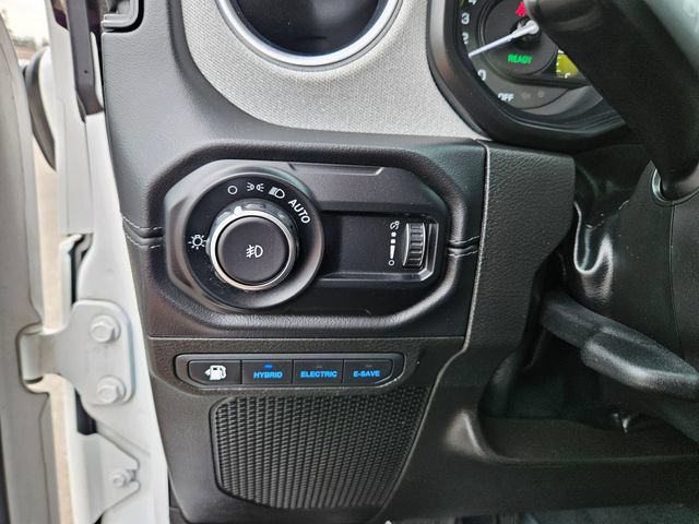 Used 2024 Jeep Wrangler Unlimited Sahara AWD/4WD image 27