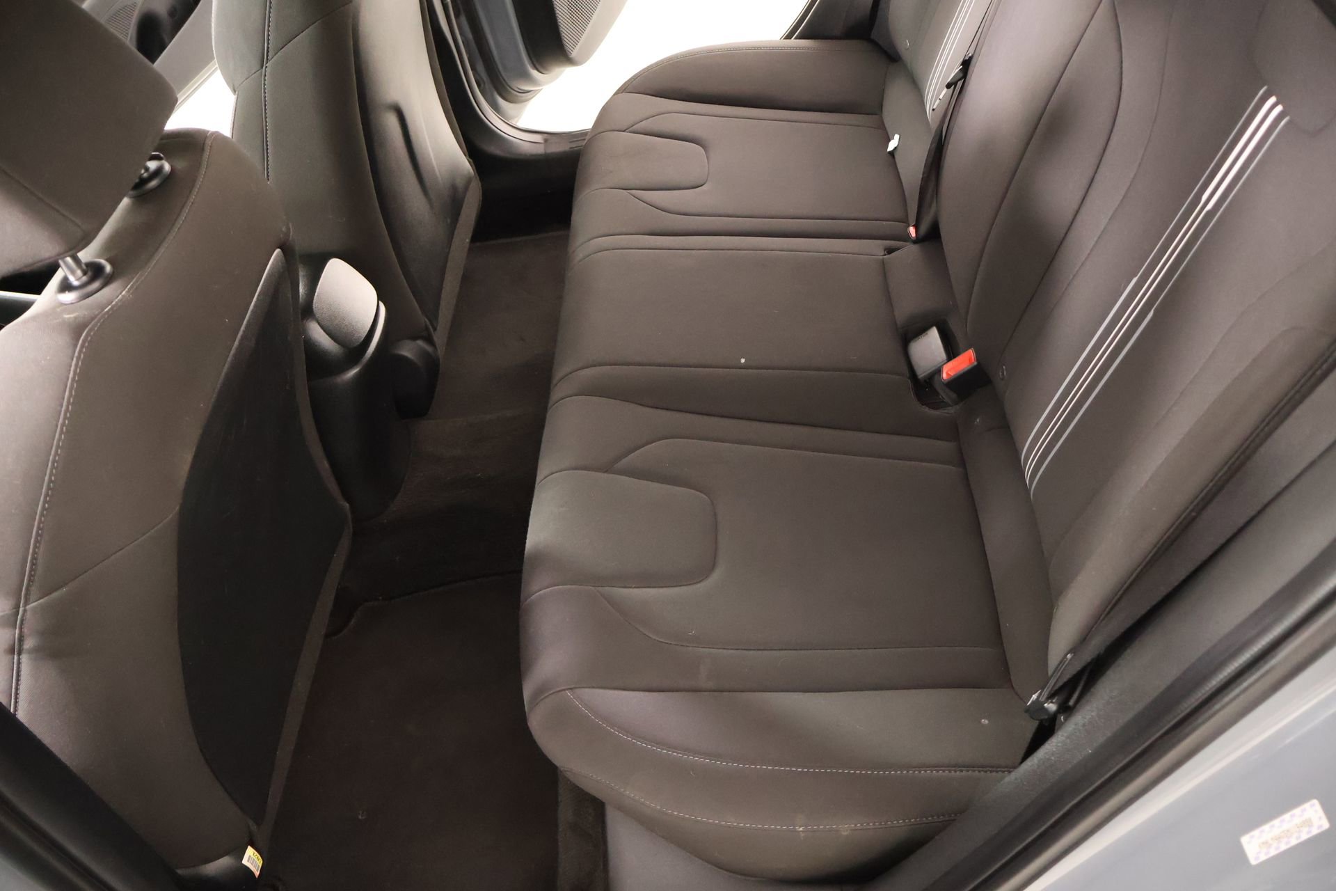 Used 2021 Hyundai Elantra SEL FWD image 11
