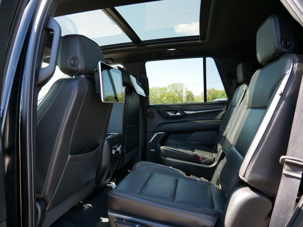 Used 2021 GMC Yukon Denali w/ LPO, Illumination Package AWD/4WD image 15