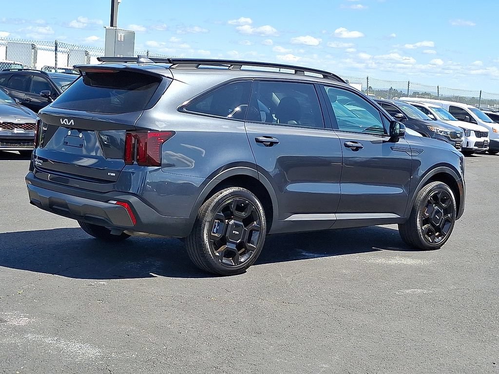 Certified 2024 Kia Sorento X-Line EX AWD/4WD image 6