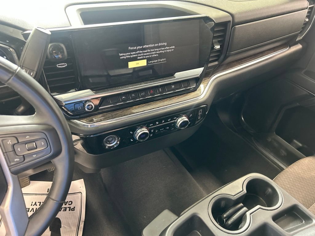 Used 2024 GMC Sierra 1500 Elevation AWD/4WD image 5