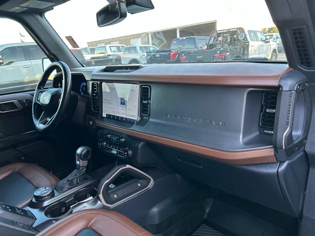 Used 2024 Ford Bronco Outer Banks AWD/4WD image 49