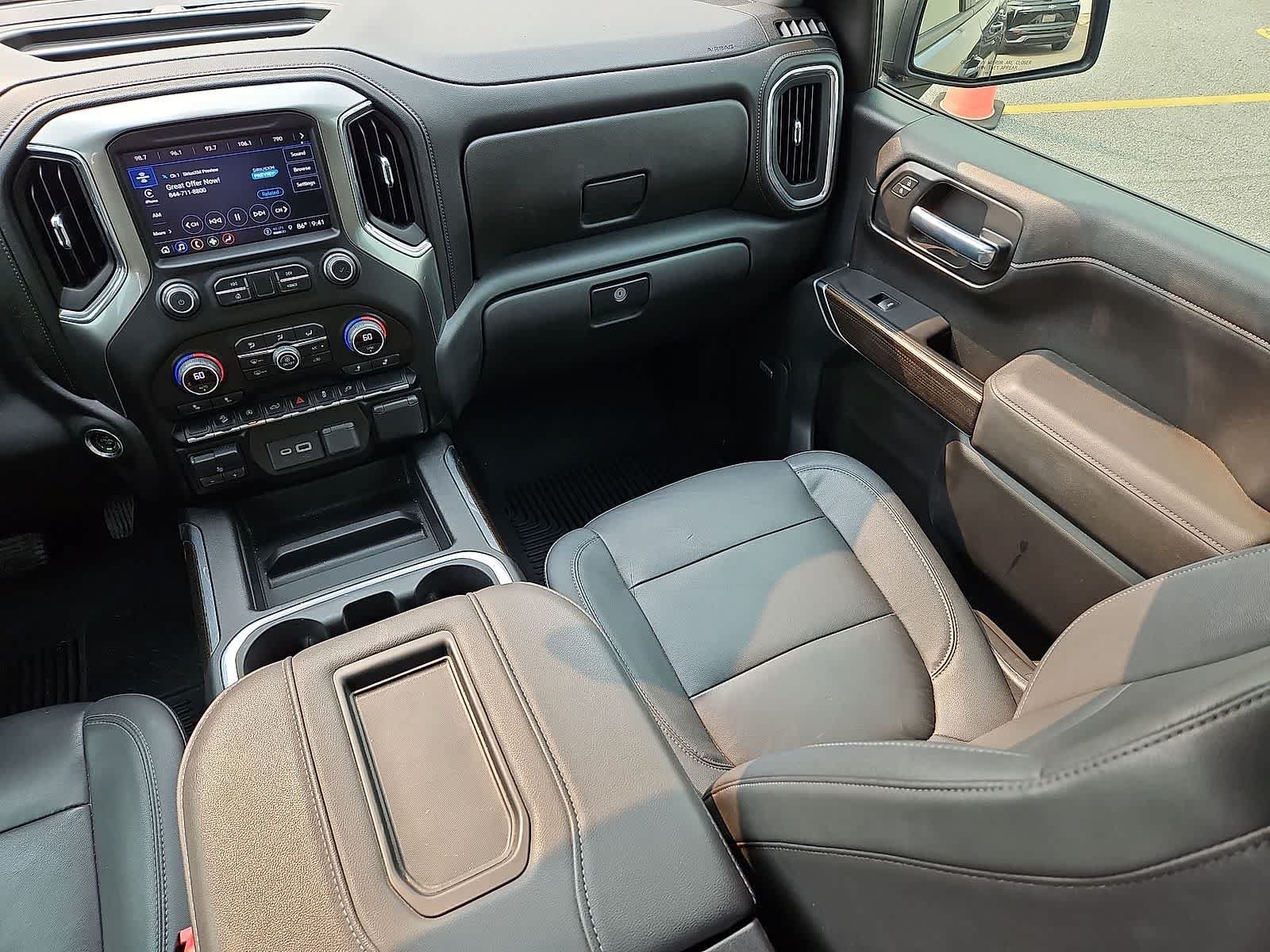 Used 2021 Chevrolet Silverado 1500 LT Trail Boss w/ Convenience Package II AWD/4WD image 12