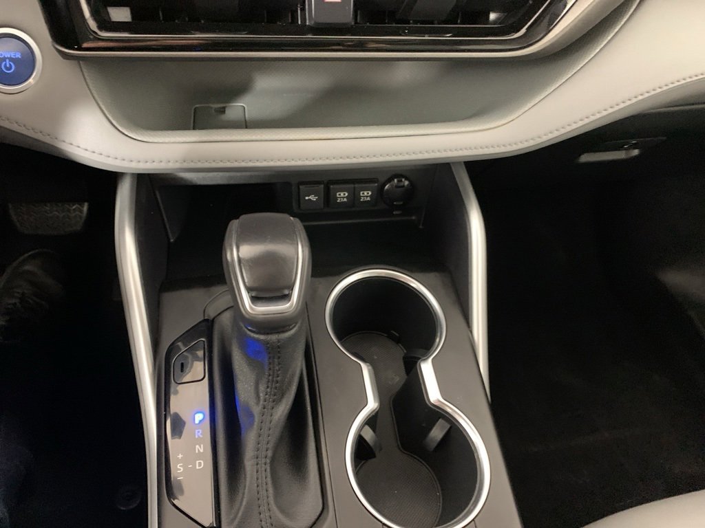 Used 2021 Toyota Highlander XLE image 12