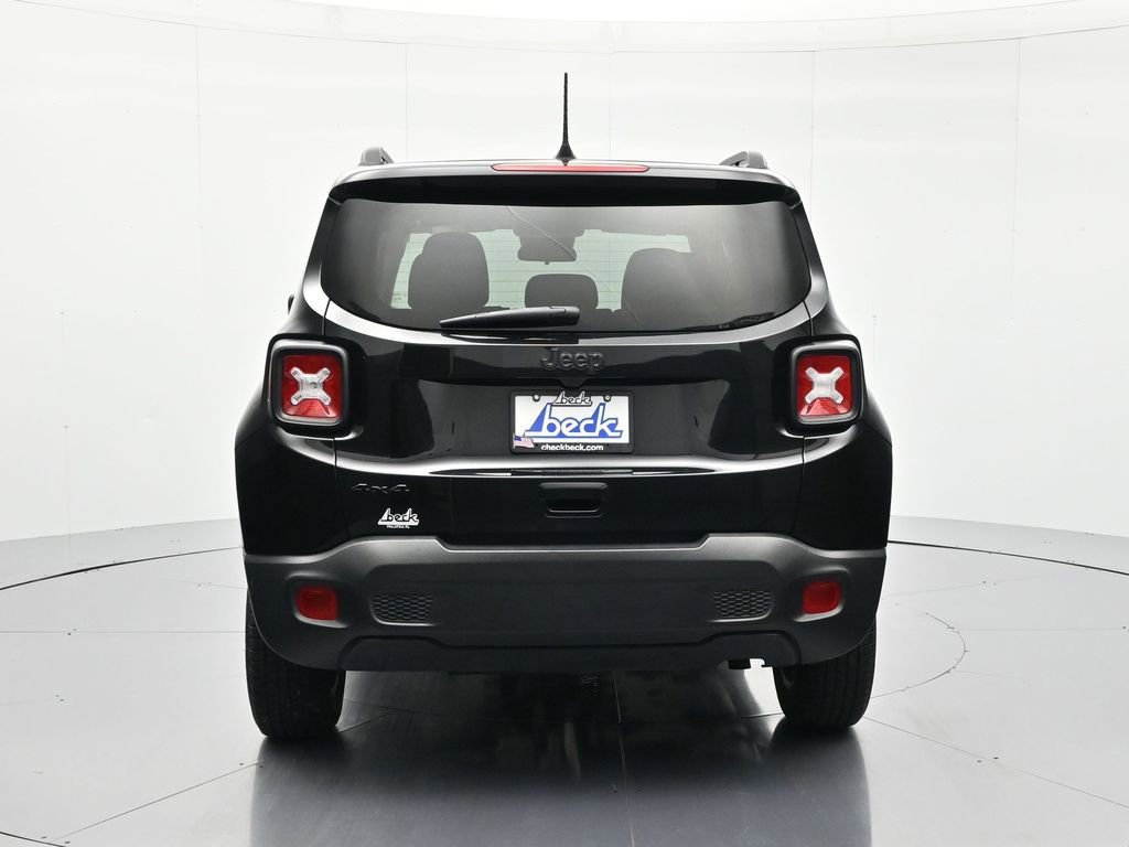 Used 2023 Jeep Renegade Latitude AWD/4WD image 6