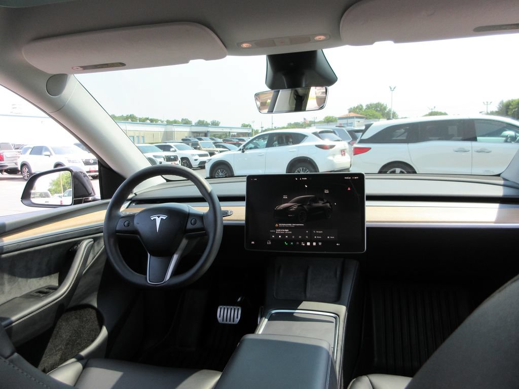 Used 2024 Tesla Model Y Performance AWD/4WD image 24