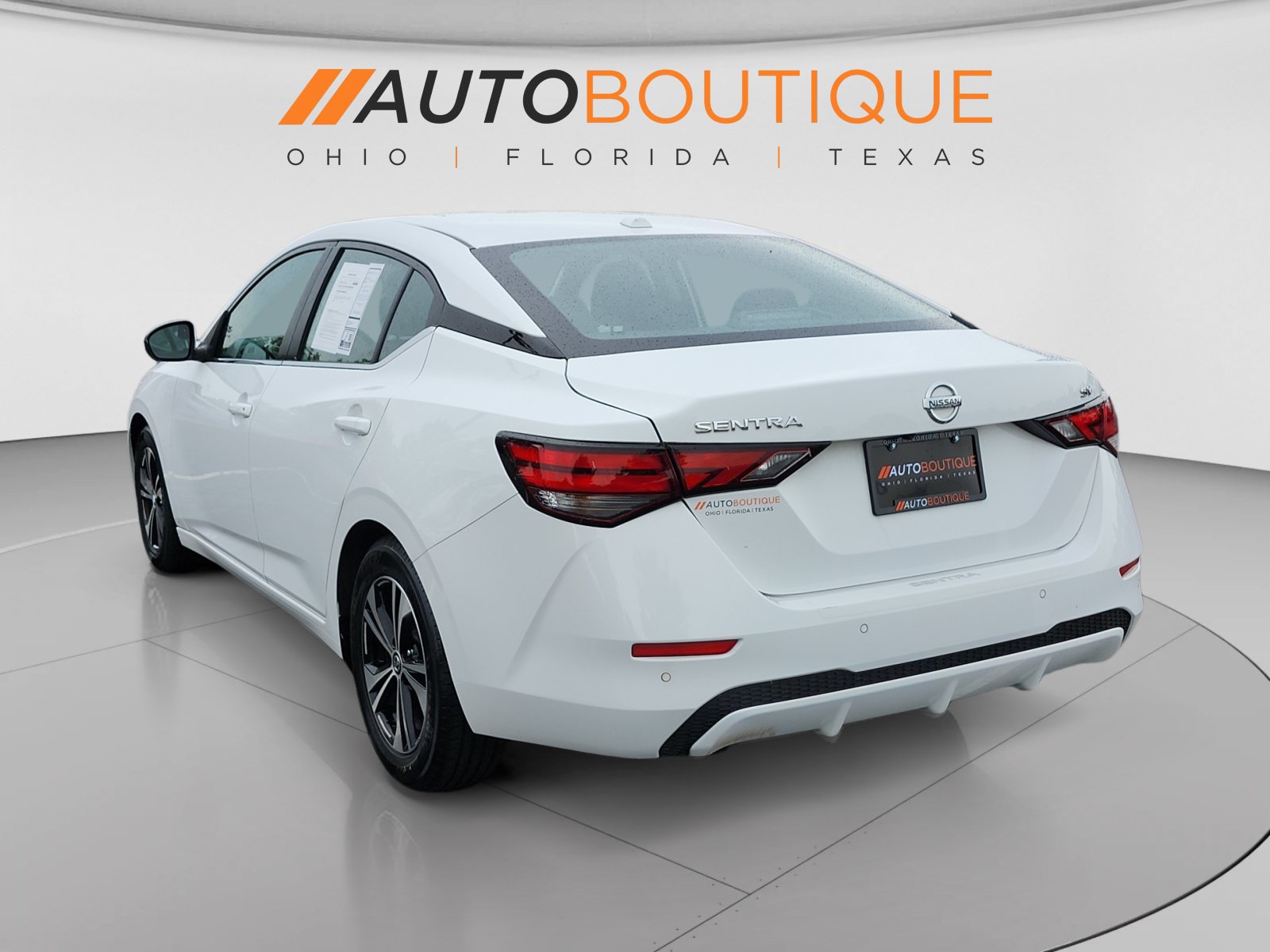 Used 2022 Nissan Sentra SV w/ Trunk Package FWD image 3