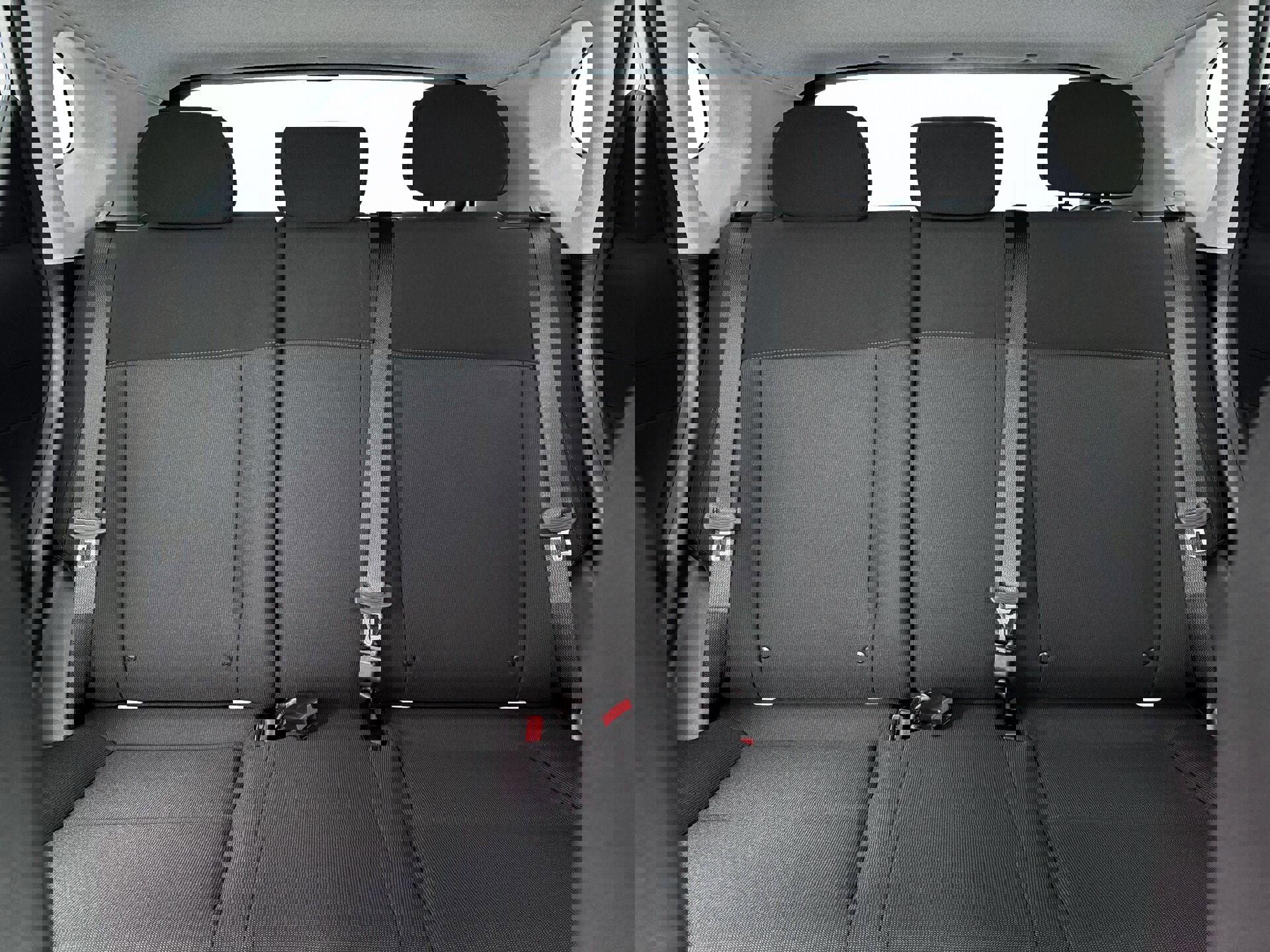 New 2026 Hyundai Kona SE image 16