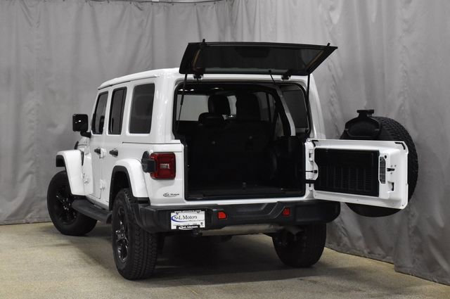 Used 2022 Jeep Wrangler Unlimited Sahara image 32