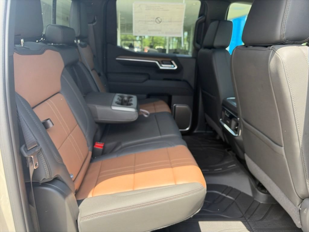 New 2026 Chevrolet Silverado 1500 High Country AWD/4WD image 14