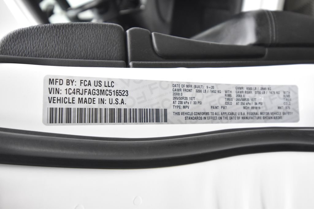 Used 2021 Jeep Grand Cherokee Laredo X AWD/4WD image 28