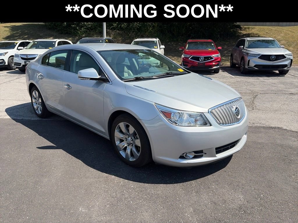 Used 2011 Buick LaCrosse CXS w/ Driver Confidence Package FWD image 2