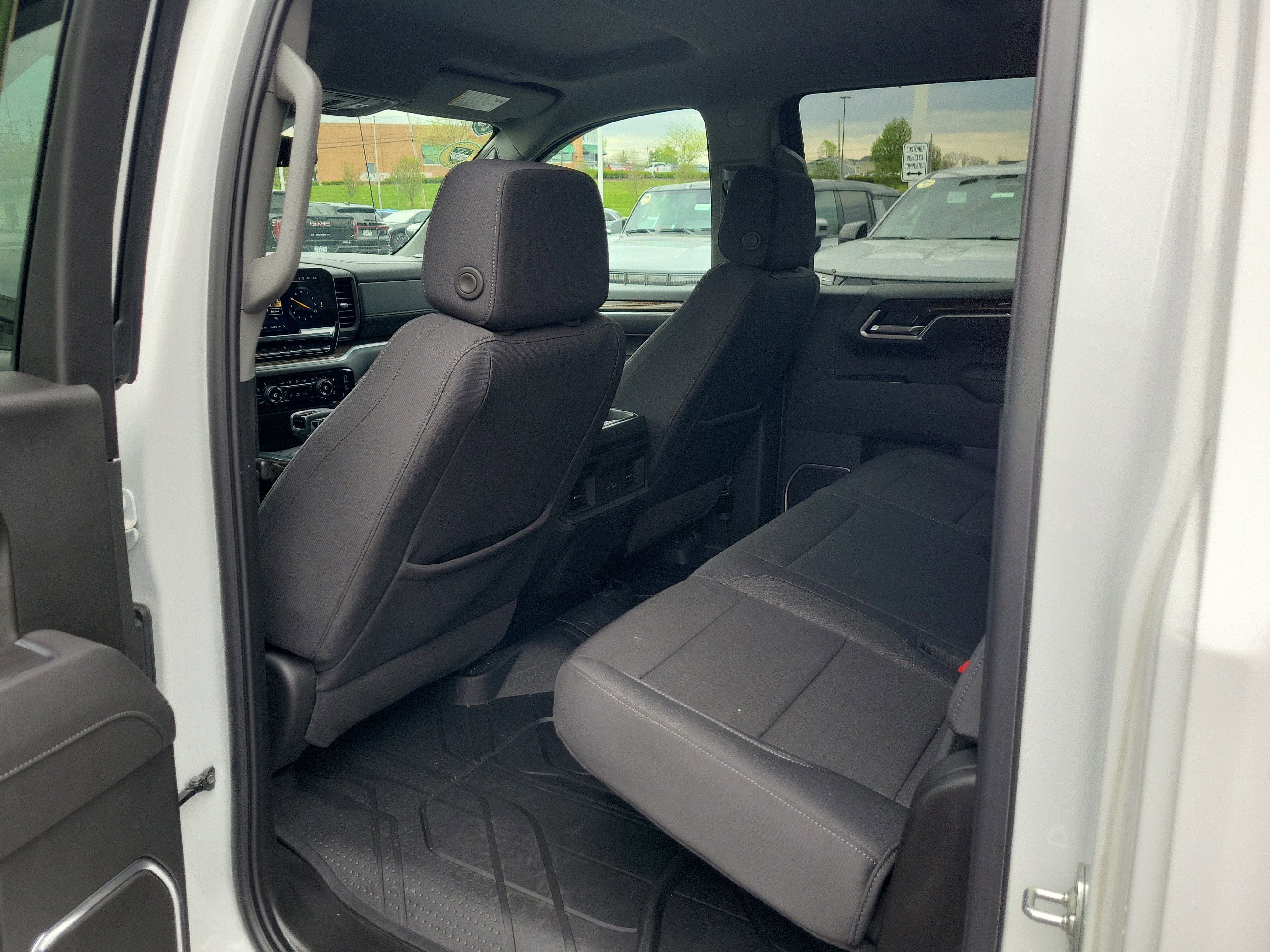 Used 2025 Chevrolet Silverado 1500 RST w/ Convenience Package II AWD/4WD image 13