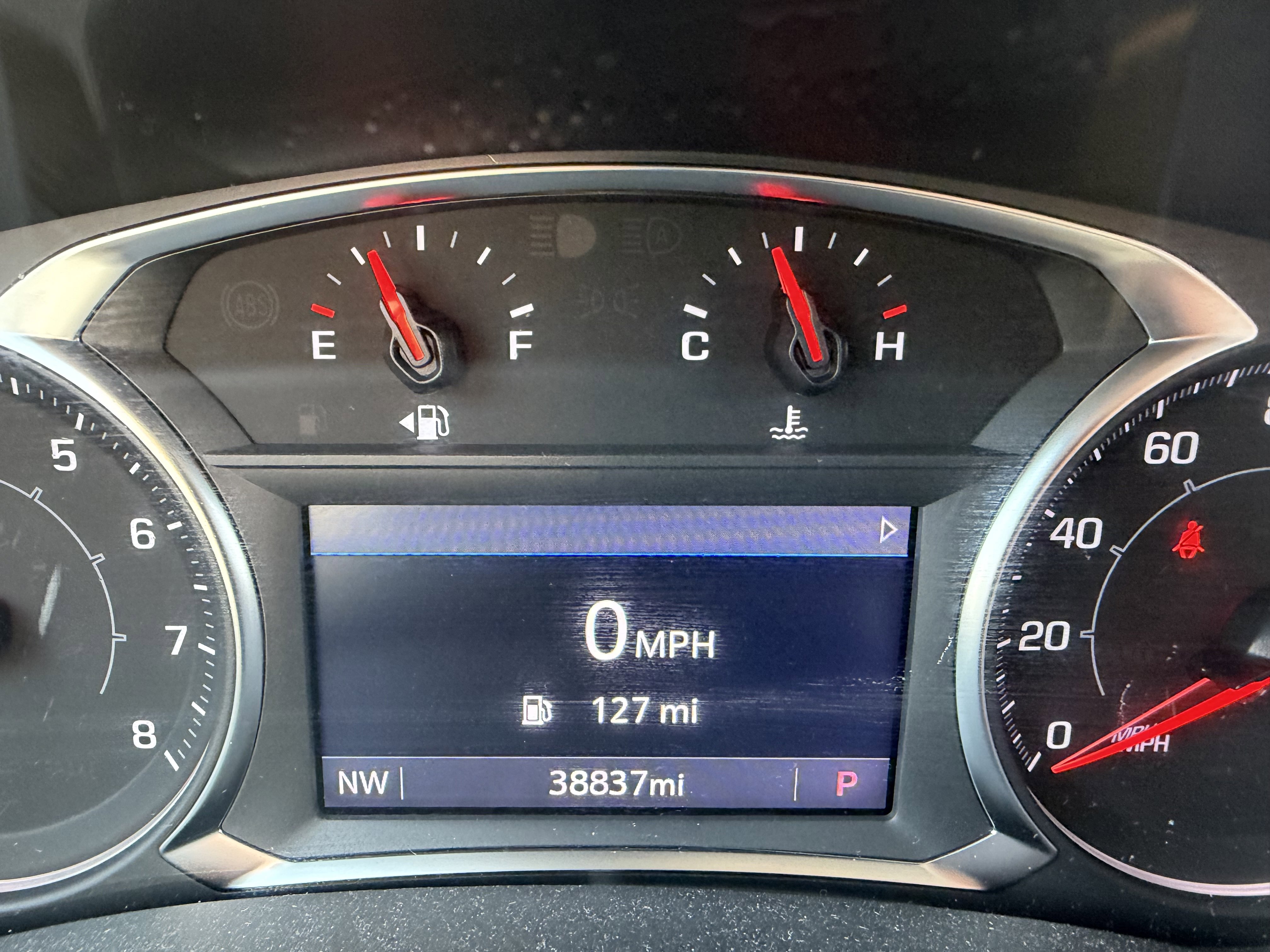 Used 2023 GMC Terrain SLT image 14