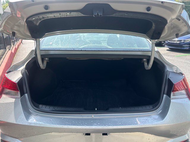 Certified 2023 Hyundai Elantra SEL FWD image 12