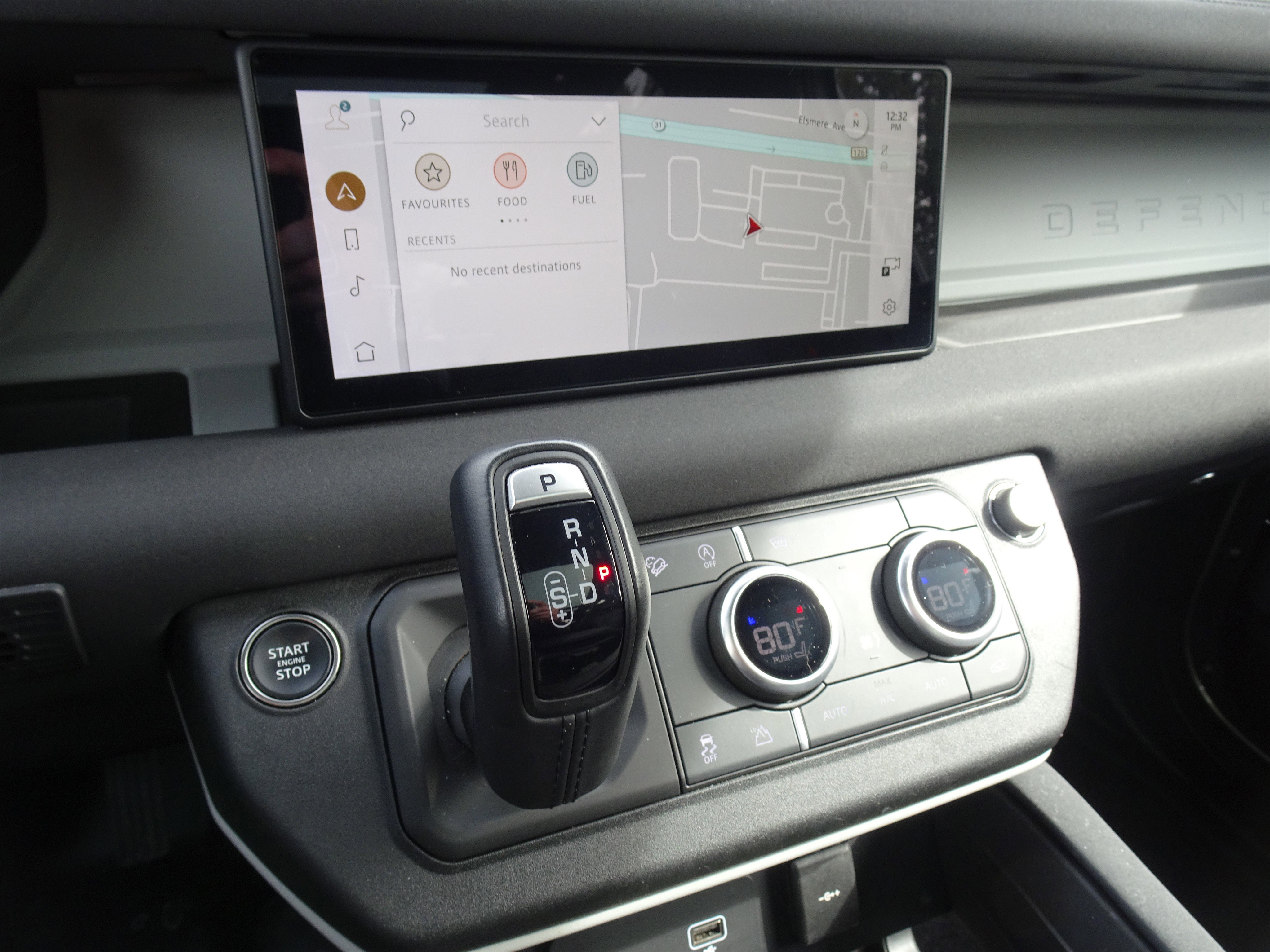 Certified 2023 Land Rover Defender 90 X-Dynamic SE image 3