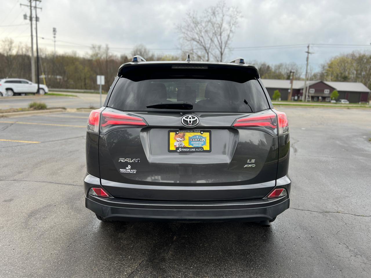 Used 2016 Toyota RAV4 LE AWD/4WD image 6