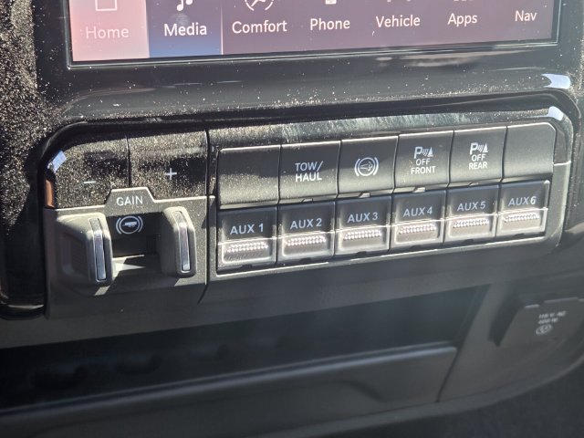 New 2026 RAM 3500 Tradesman AWD/4WD image 28