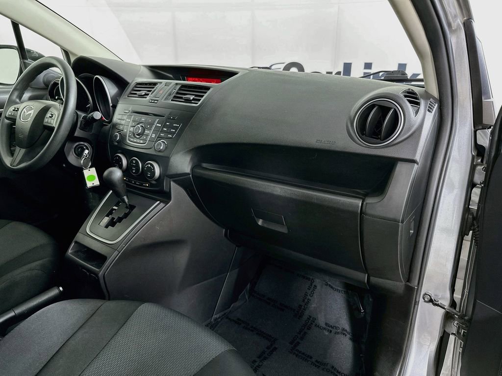 Used 2015 MAZDA MAZDA5 Sport FWD image 28