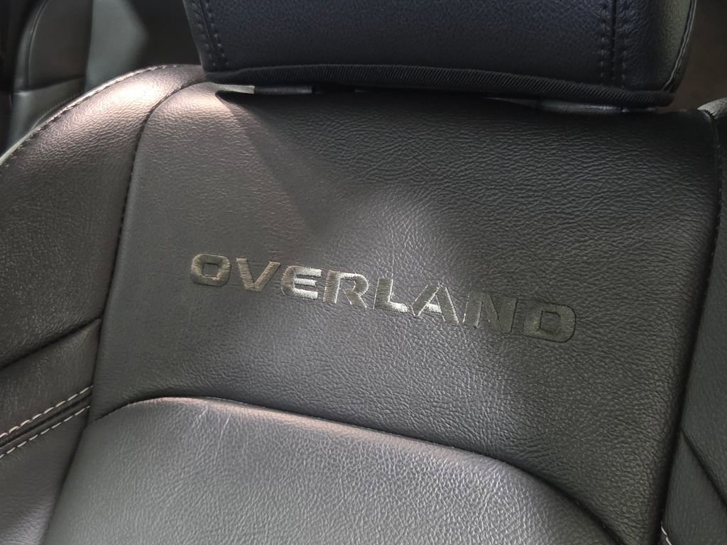 Certified 2020 Jeep Gladiator Overland image 27