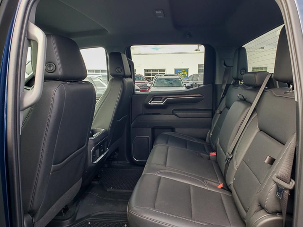 Used 2023 GMC Sierra 1500 SLT w/ SLT Premium Package image 22