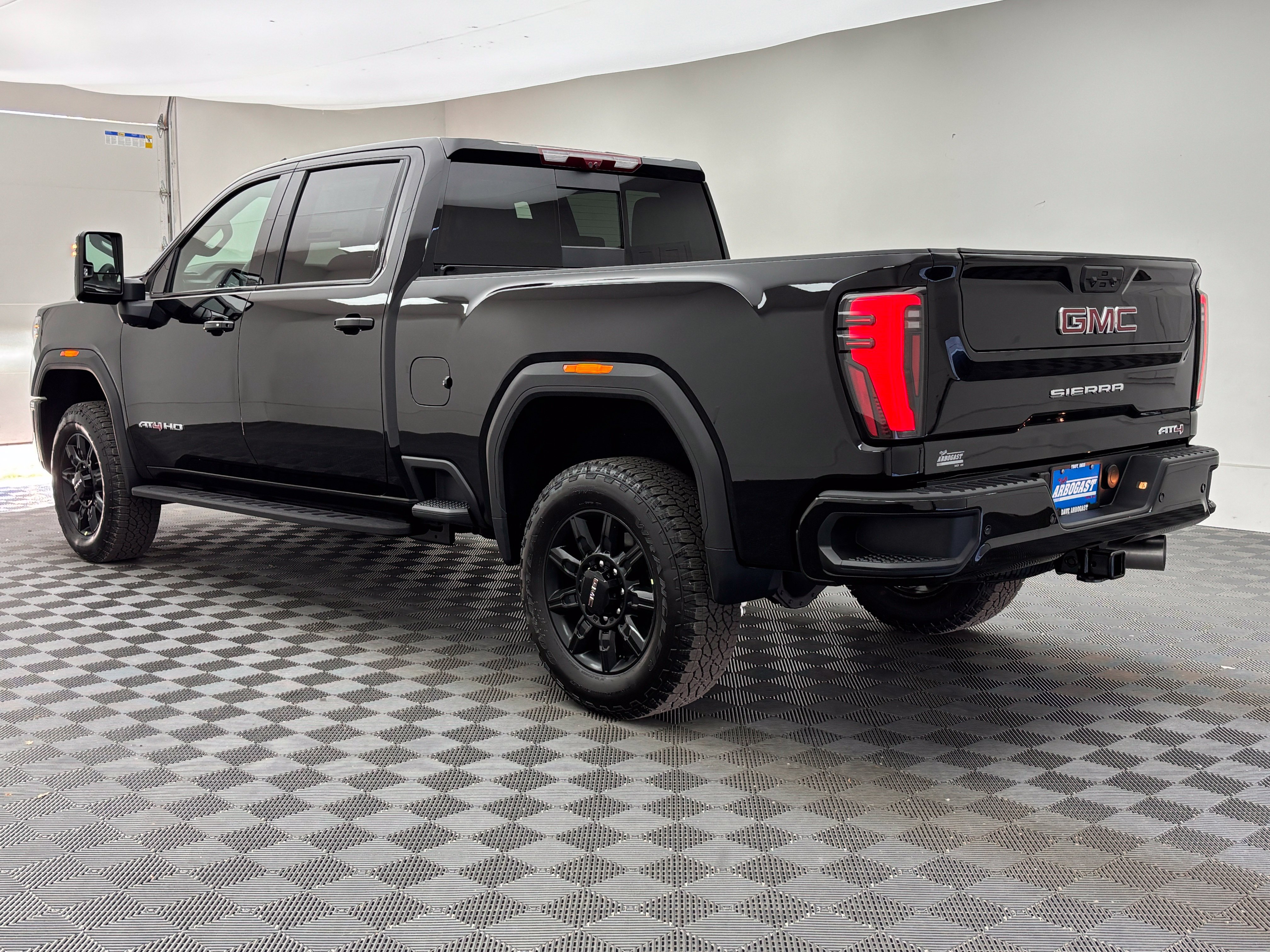 New 2026 GMC Sierra 2500 AT4 w/ AT4 Premium Plus Package AWD/4WD image 14