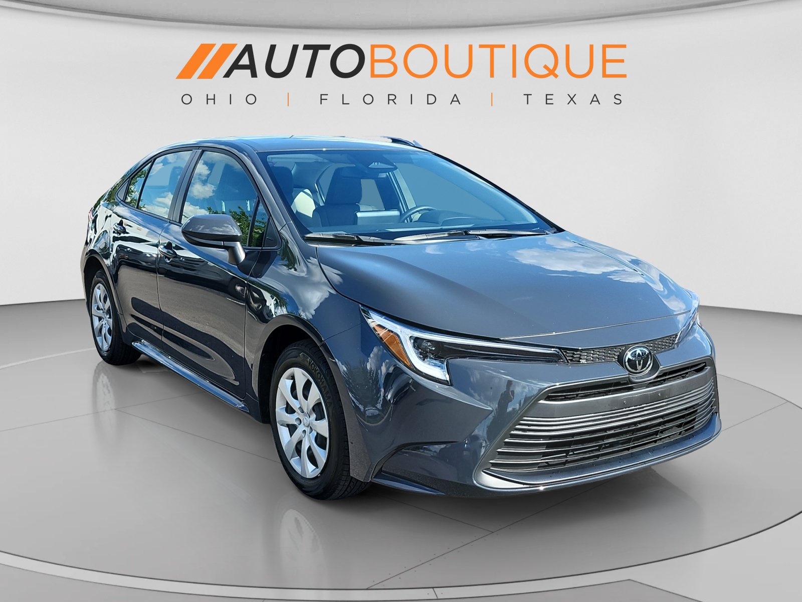 Used 2026 Toyota Corolla LE FWD image 7