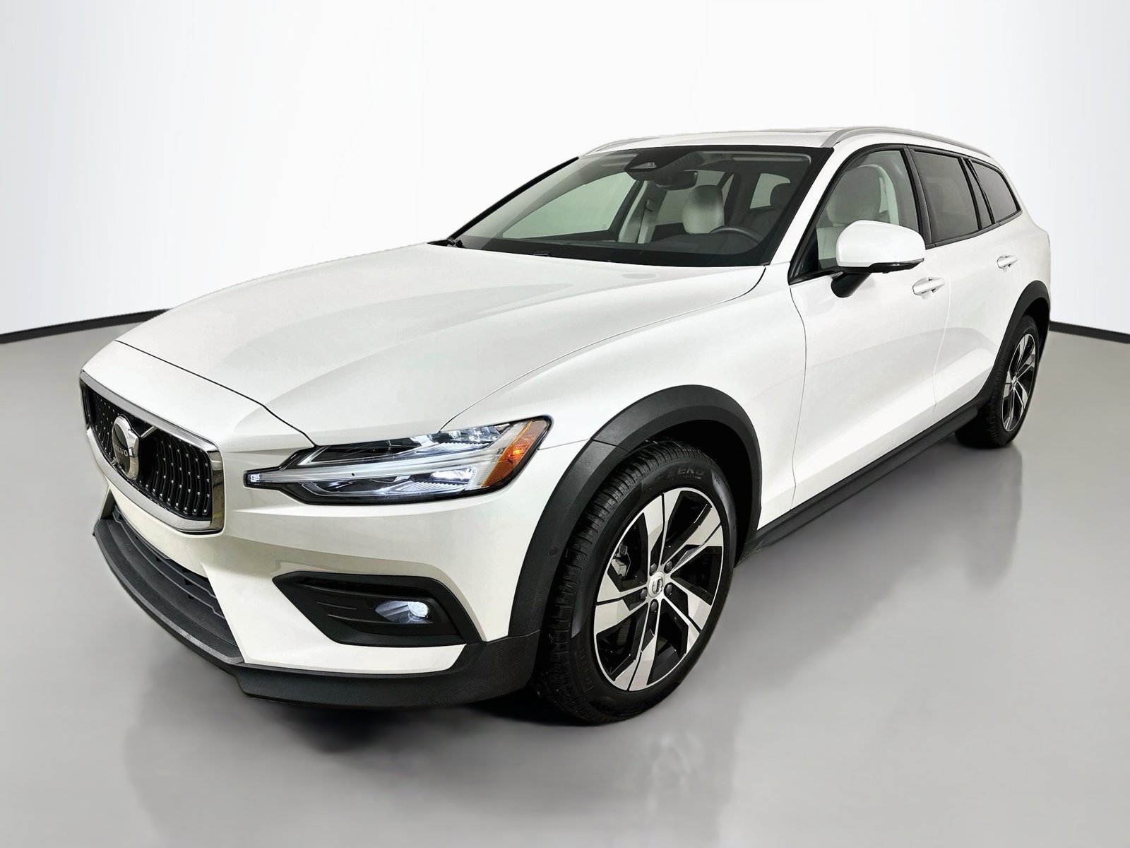 Certified 2025 Volvo V60 B5 Cross Country Plus
