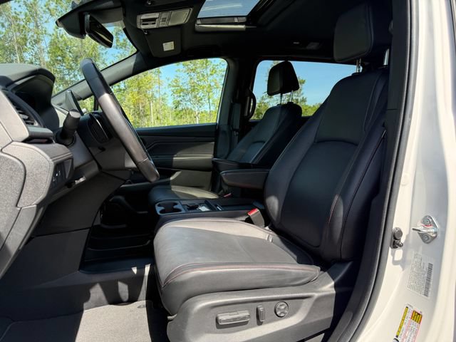 Used 2025 Honda Odyssey Sport-L image 11
