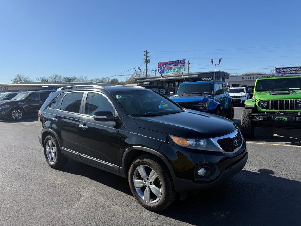 Used 2012 Kia Sorento EX w/ Premium Plus Pkg image 2