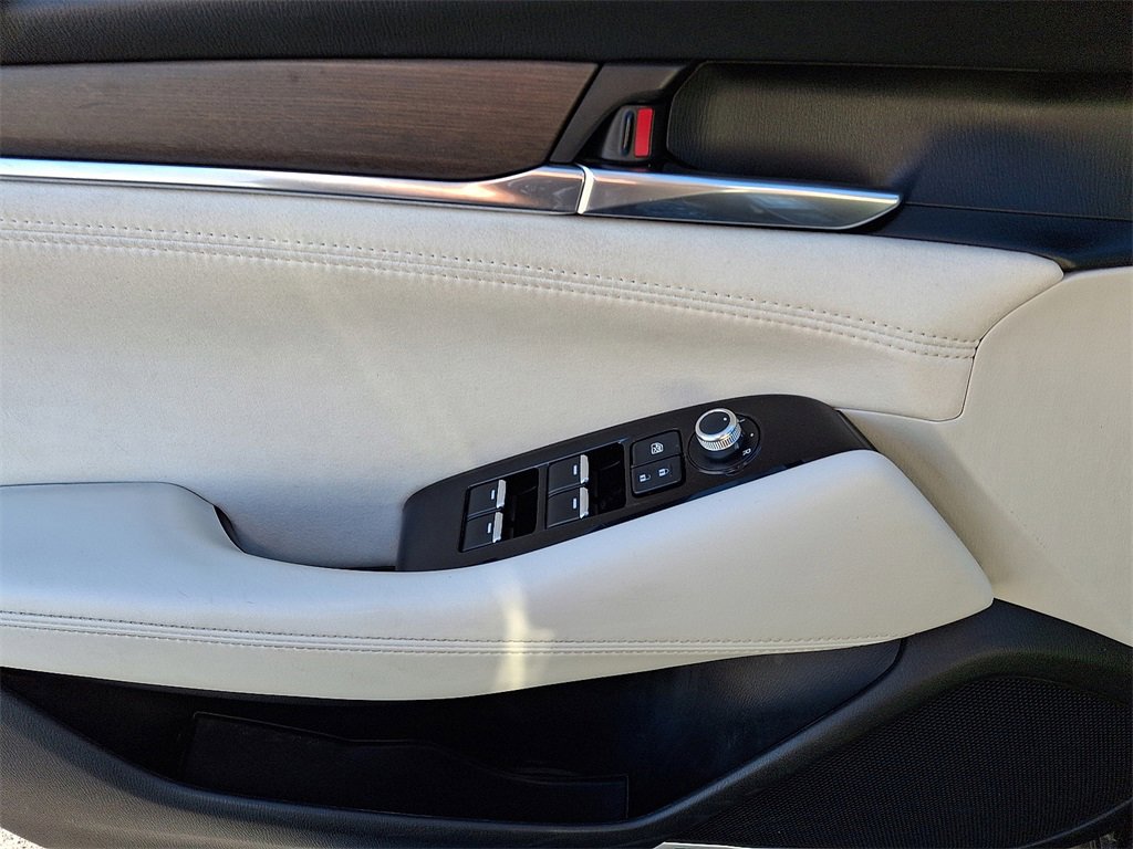 Used 2018 MAZDA MAZDA6 Signature image 14