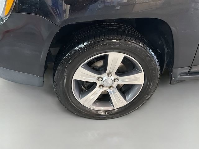 Used 2016 Jeep Compass High Altitude image 27