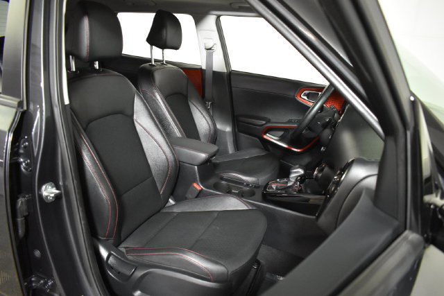 Used 2024 Kia Soul GT-Line w/ Option Group 020 FWD image 34