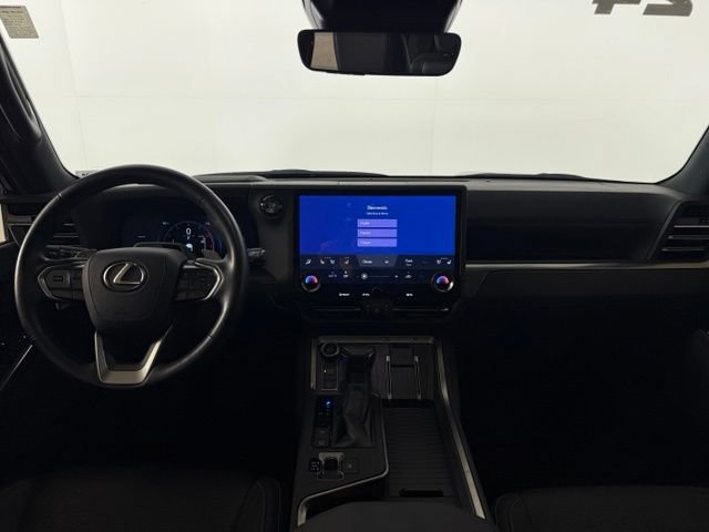 Used 2024 Lexus GX 550 w/ Accessory Package (Z1) AWD/4WD image 34