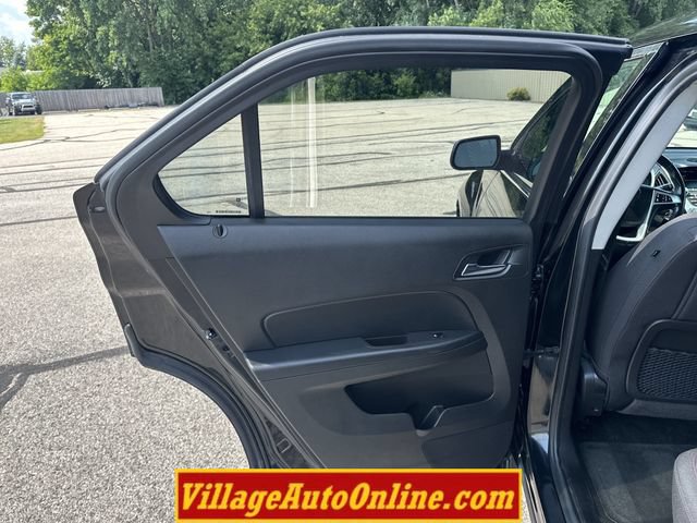 Used 2017 Chevrolet Equinox LT w/ Convenience Package AWD/4WD image 25