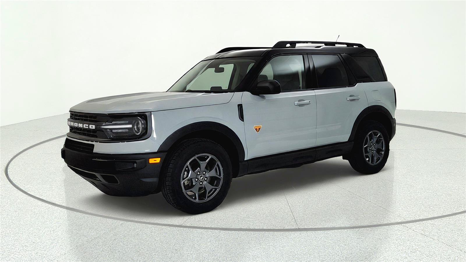 Used 2021 Ford Bronco Sport Badlands w/ Badlands Package AWD/4WD image 3