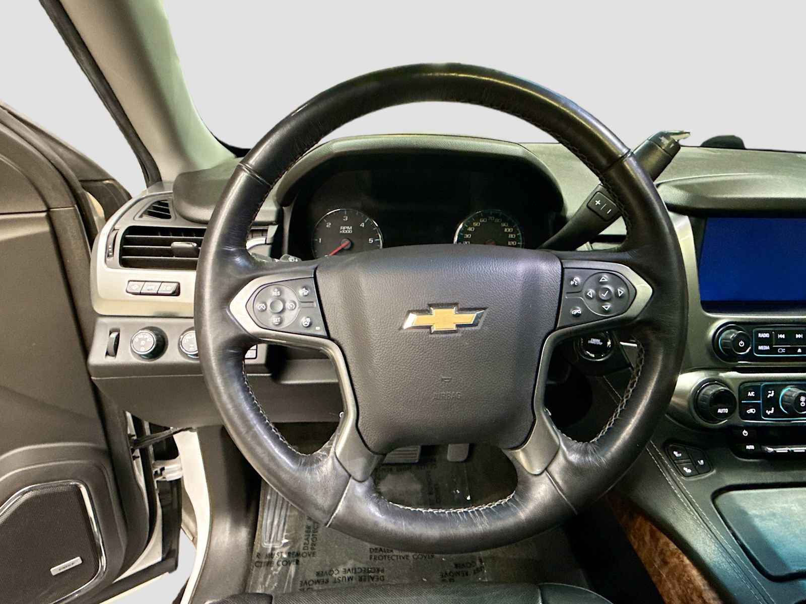 Used 2017 Chevrolet Suburban Premier image 14