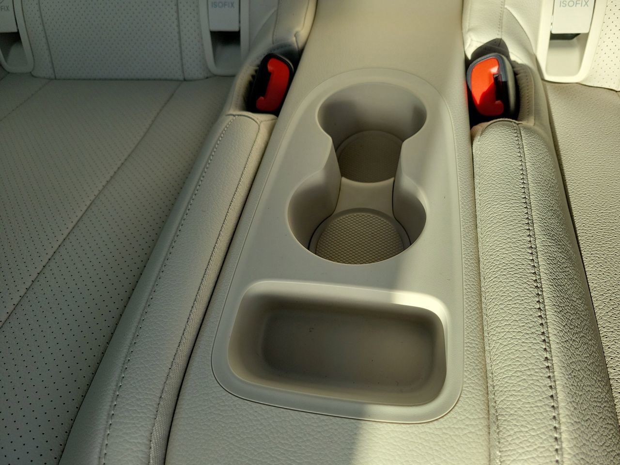 New 2026 Mercedes-Benz CLE 300 4MATIC Coupe image 12