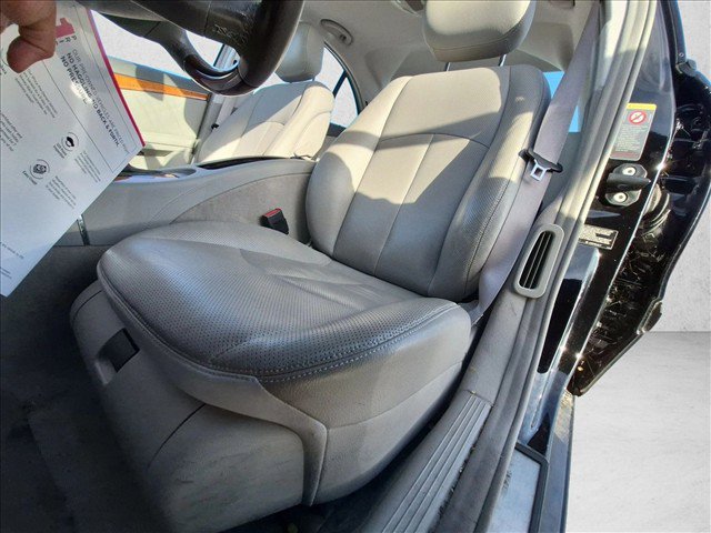 Used 2006 Mercedes-Benz E 500 Sedan image 14