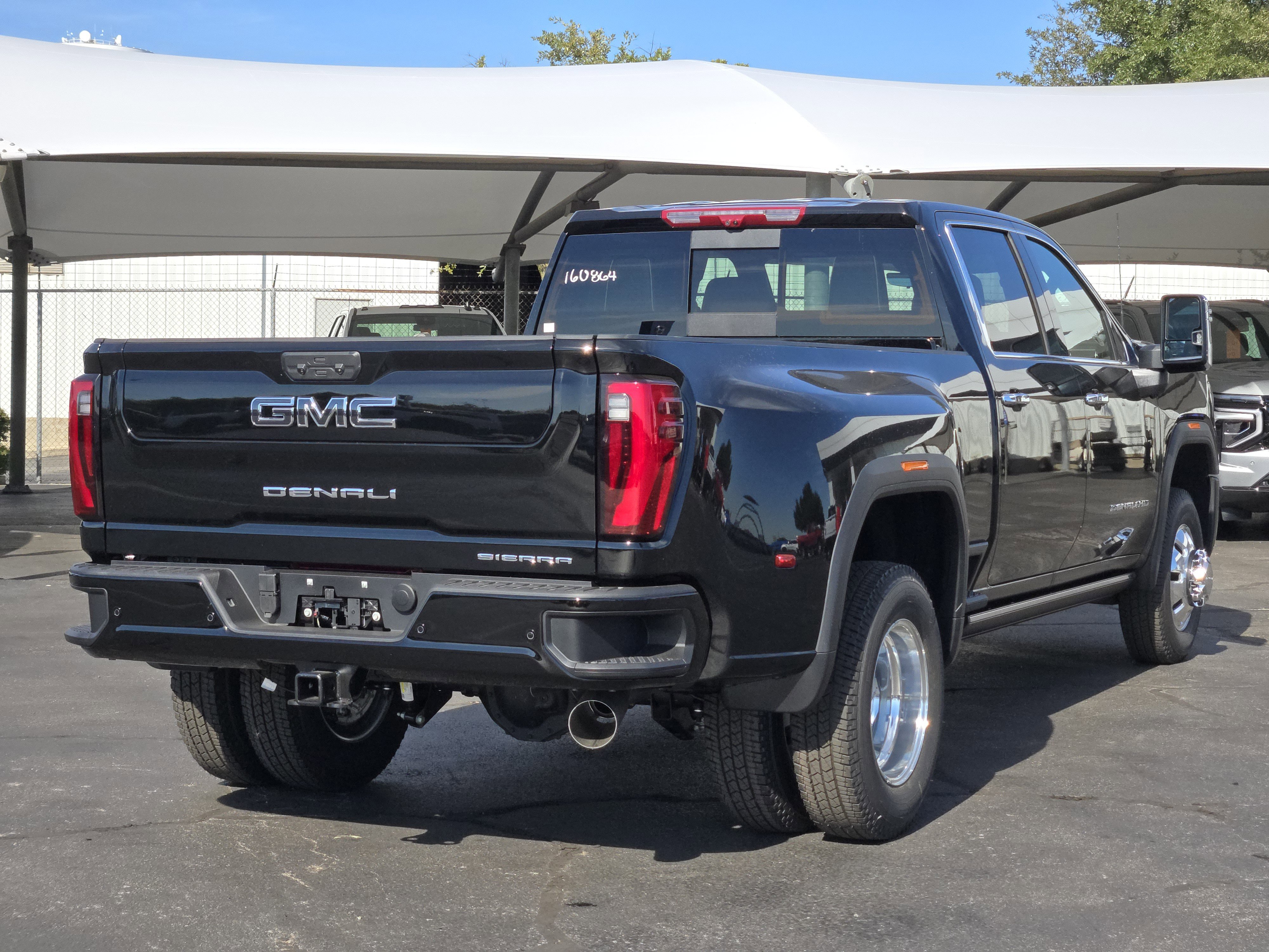 New 2026 GMC Sierra 3500 Denali Ultimate image 3