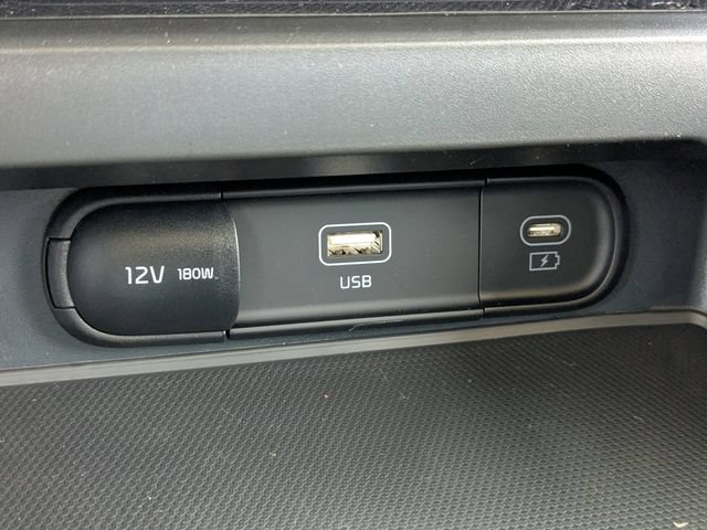 Certified 2025 Kia Soul S FWD image 25