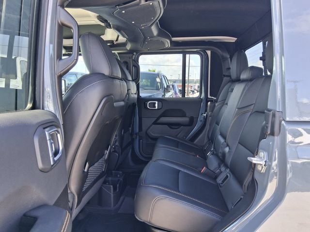 New 2026 Jeep Gladiator Sport AWD/4WD image 21