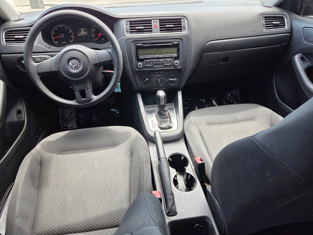 Used 2011 Volkswagen Jetta Sedan FWD image 8