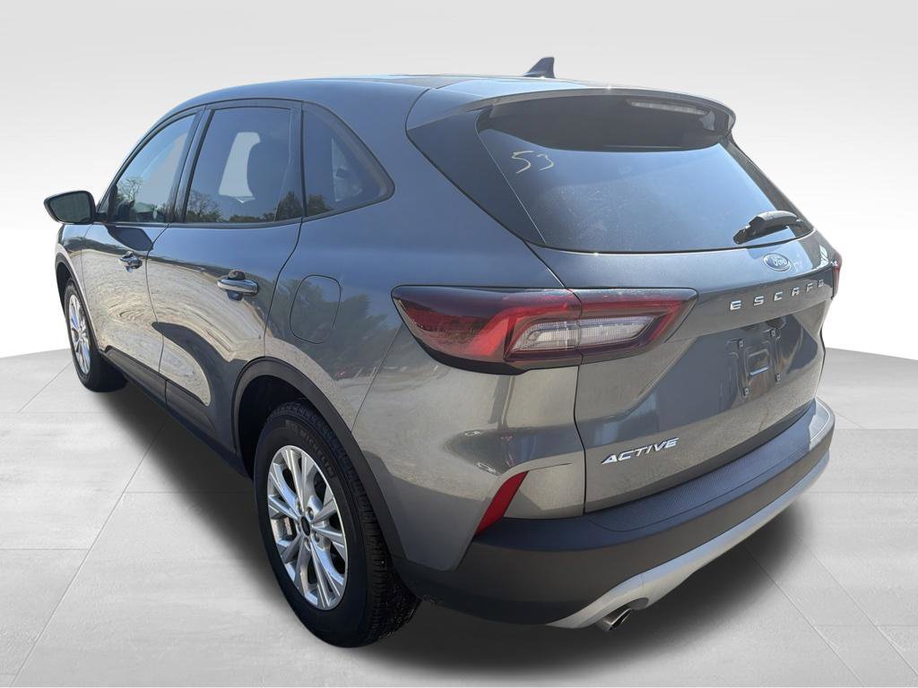 Used 2025 Ford Escape Active FWD image 12